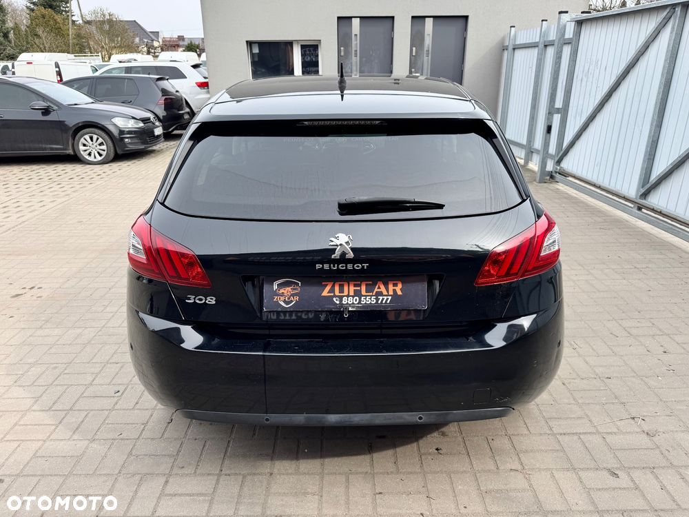 Peugeot 308 - 4
