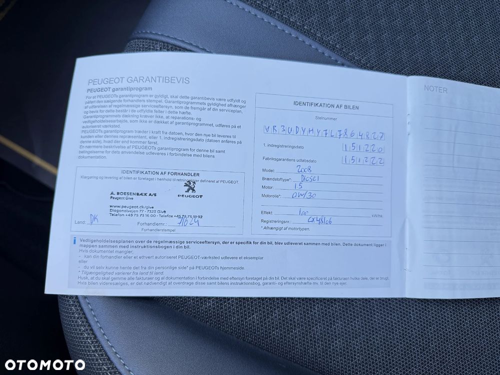 Peugeot 2008 BlueHDi 100 Allure - 37