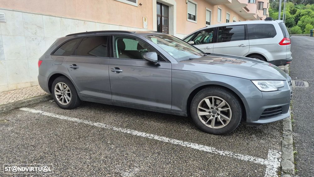 Audi A4 Avant 2.0 TDI Business Line - 3
