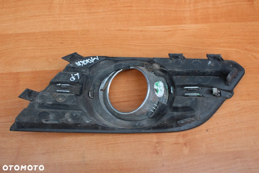 KRATKA RAMKA HALOGENU ZDERZAKA LEWA LEWY PRZÓD CHROM OPEL MOKKA 95470234 - 7