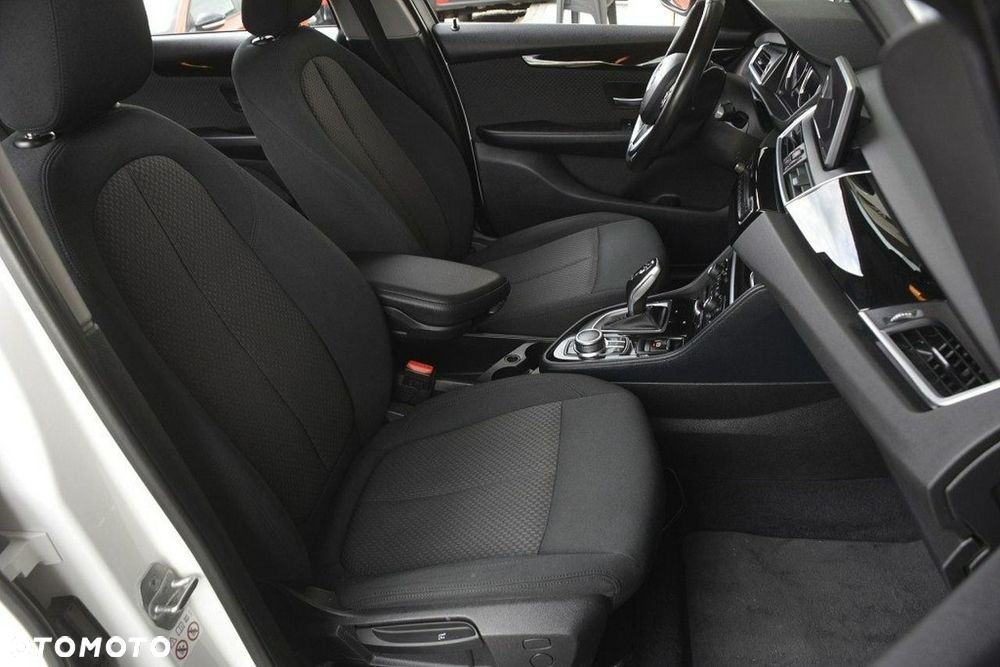 BMW Seria 2 218d Sport Line - 19