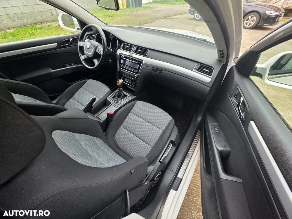 Skoda Superb - 8