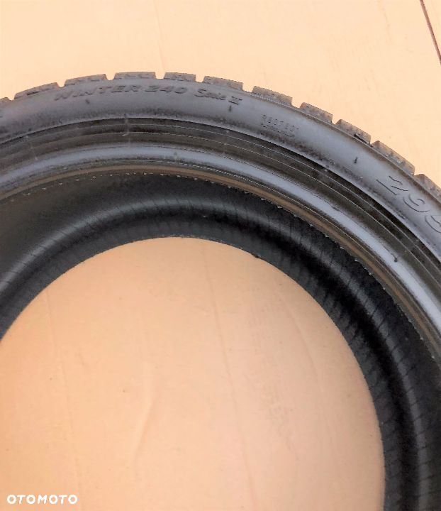 PIRELLI SOTTOZERO 19r 295/30/20R WINTER 240 II - 2