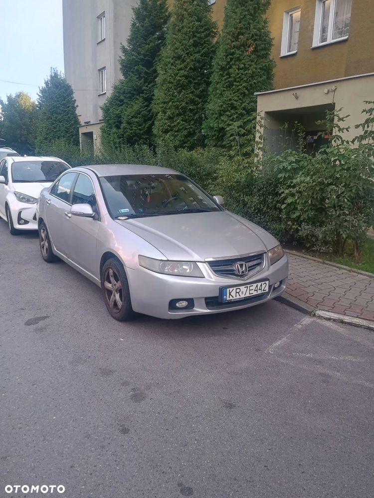 Honda Accord 2.0 Comfort - 2