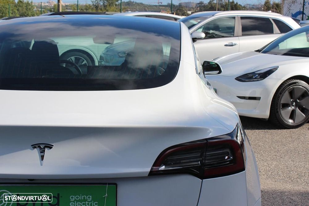 Tesla Model 3 Long-Range Dual Motor AWD - 11