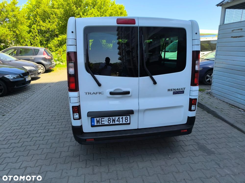 Renault Trafic 2.0 dCi - 4