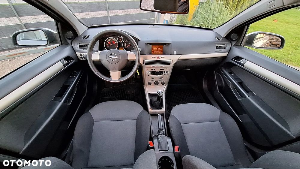 Opel Astra 1.6 - 8