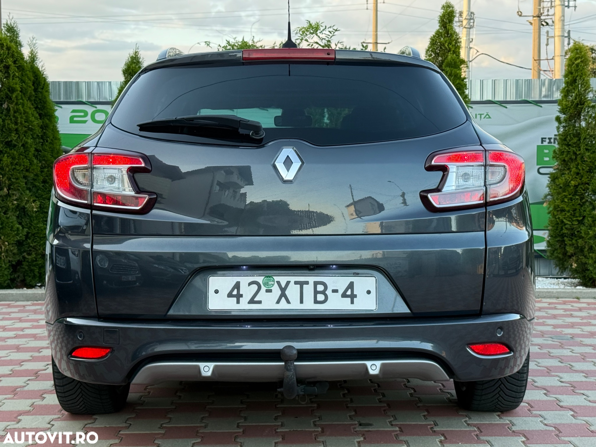Renault Megane ENERGY dCi 110 GT LINE - 3