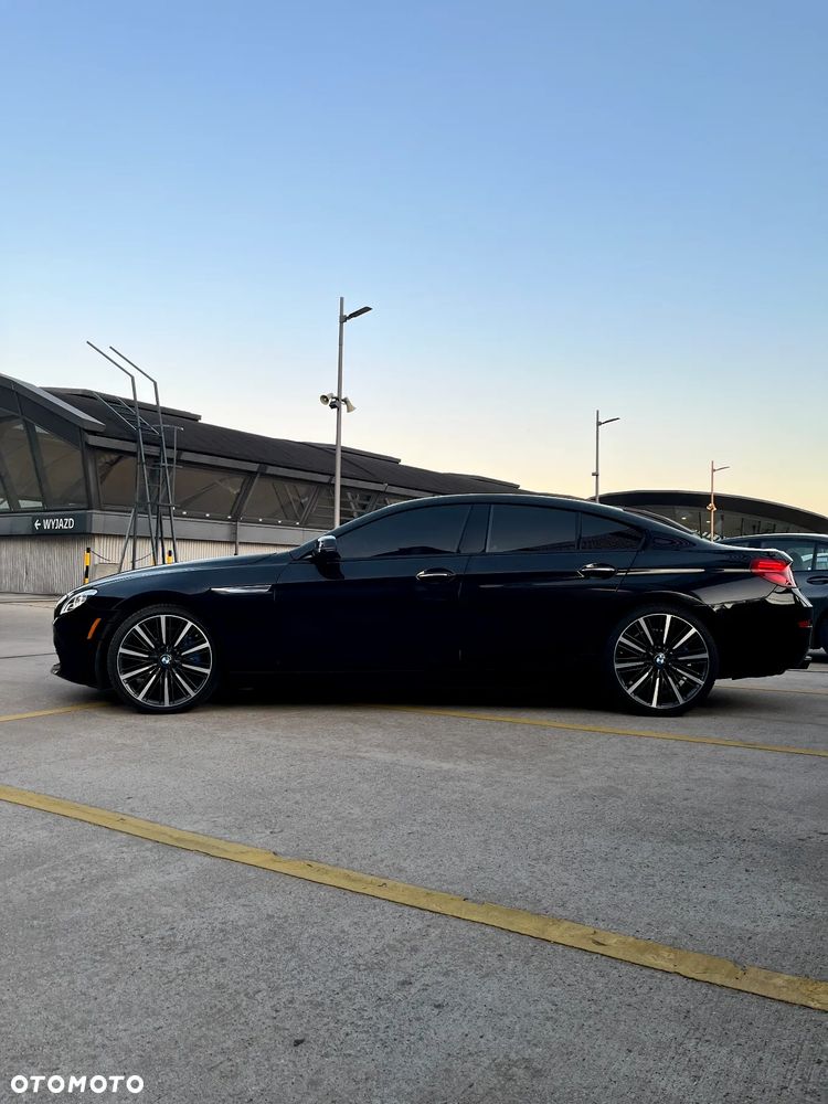 BMW Seria 6 650i - 7