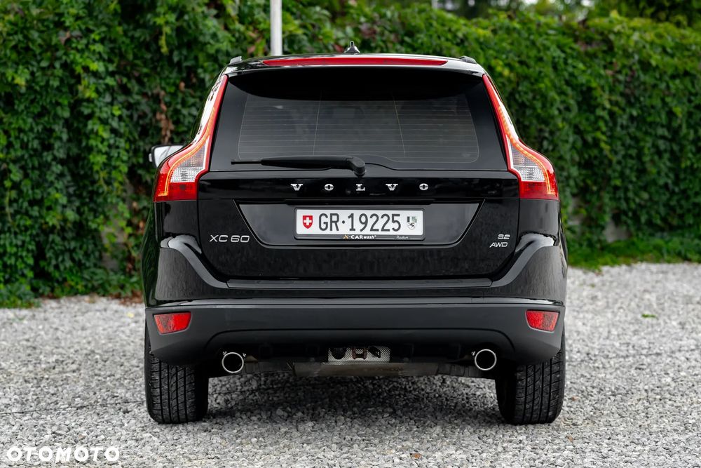 Volvo XC 60 3.2 AWD Kinetic - 13