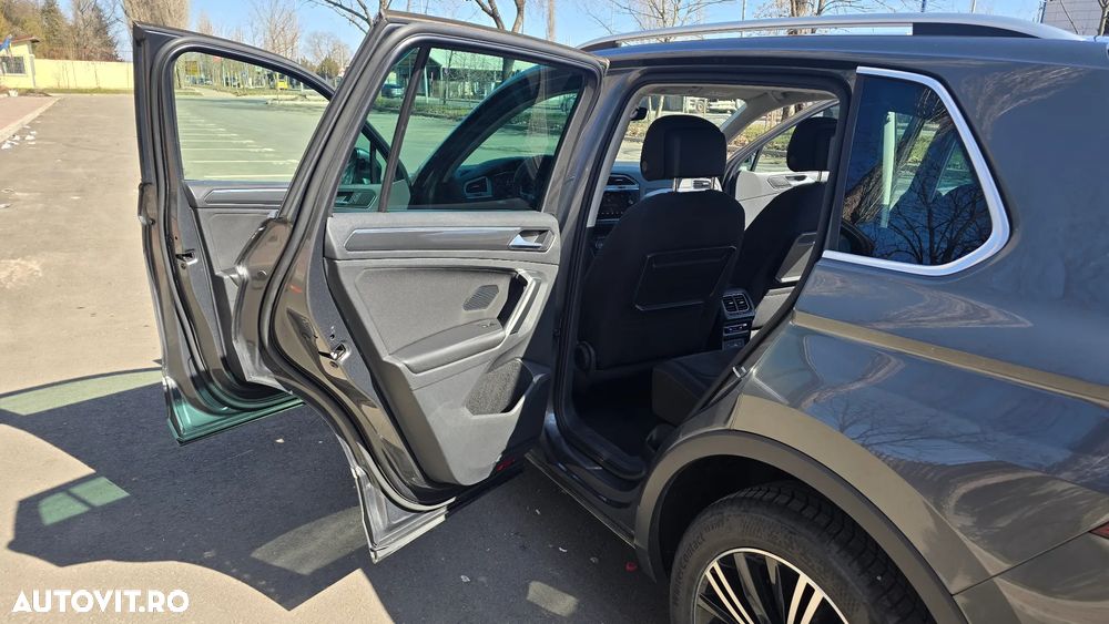 Volkswagen Tiguan 2.0 TDI 4Mot DSG Highline - 9