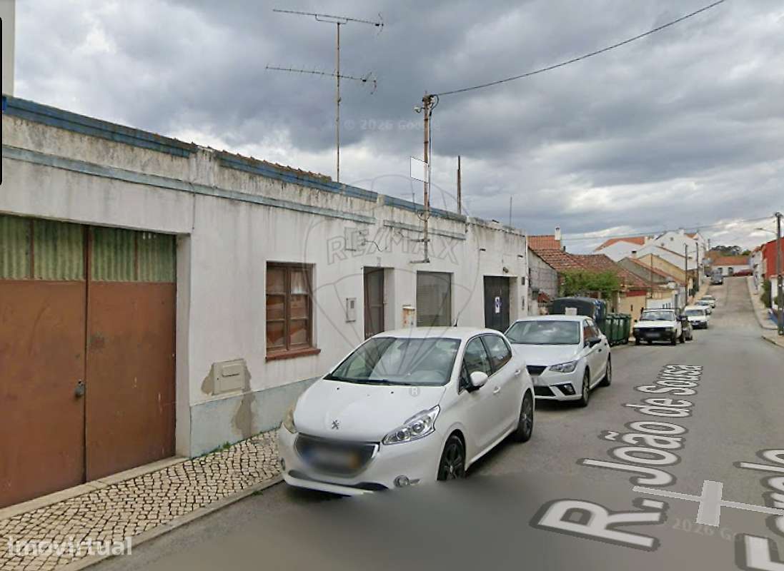 Moradia T2 para venda - Grande imagem: 2/3