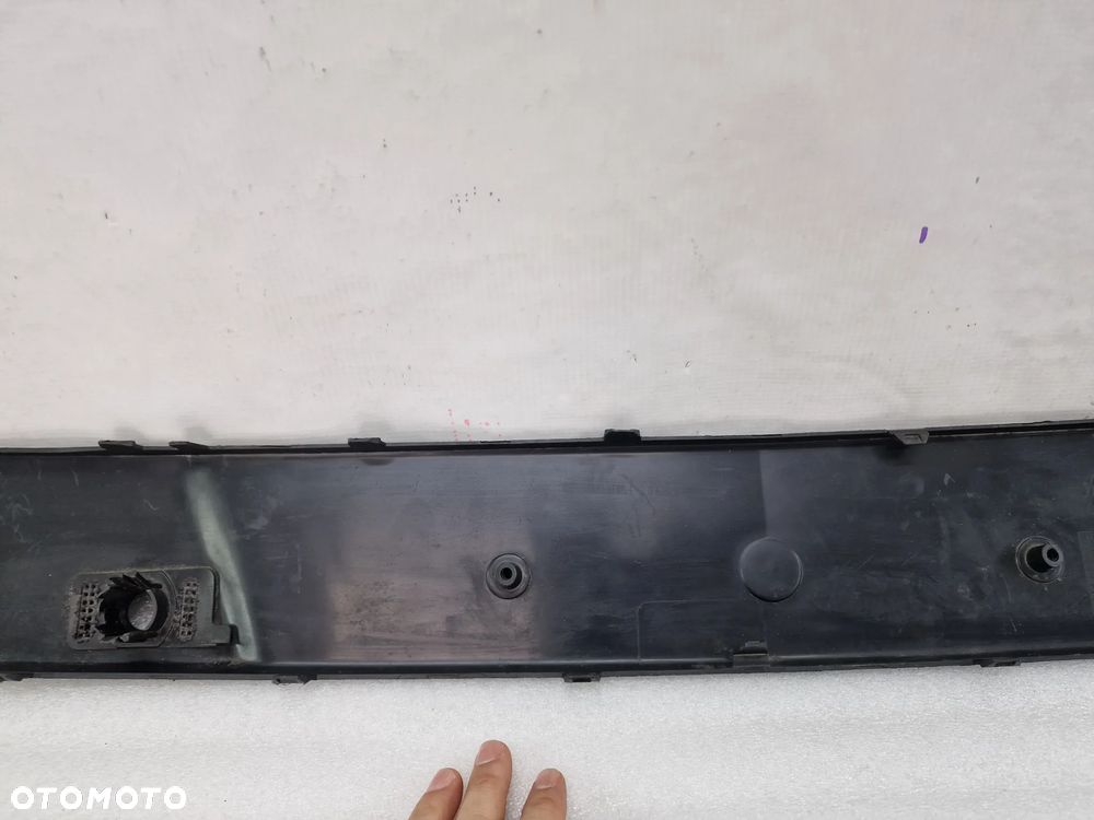 OPEL CORSA D LIFT 11-14 KRATKA ŚRODKOWA / LISTWA NA PDC , NR AUKCJI KR541 - 11