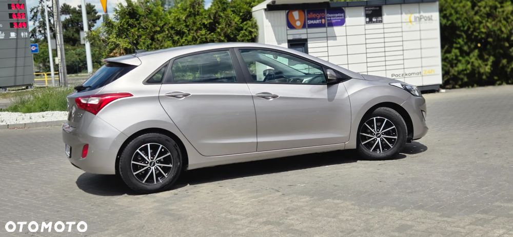 Hyundai i30 1.6 CRDi Premium - 15