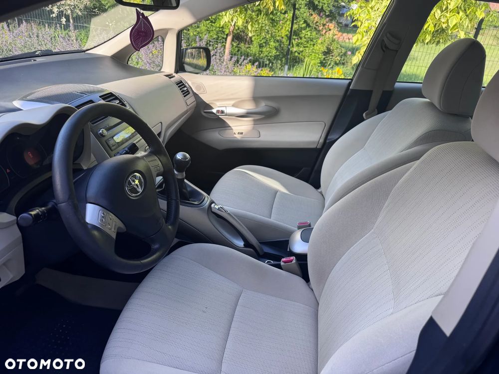 Toyota Auris 1.6 VVT-i Luna - 17