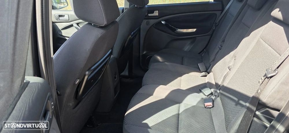 Ford C-Max 1.6 TDCi Titanium - 4