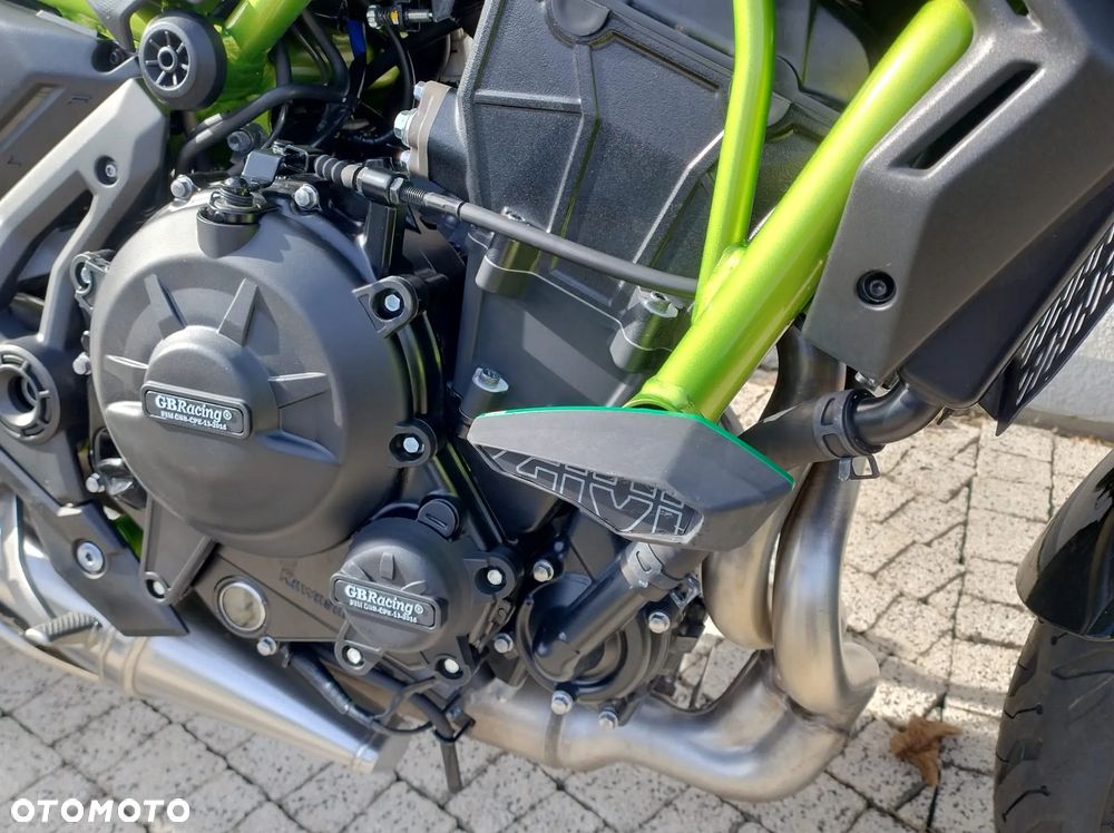 Kawasaki Z 650 - 10