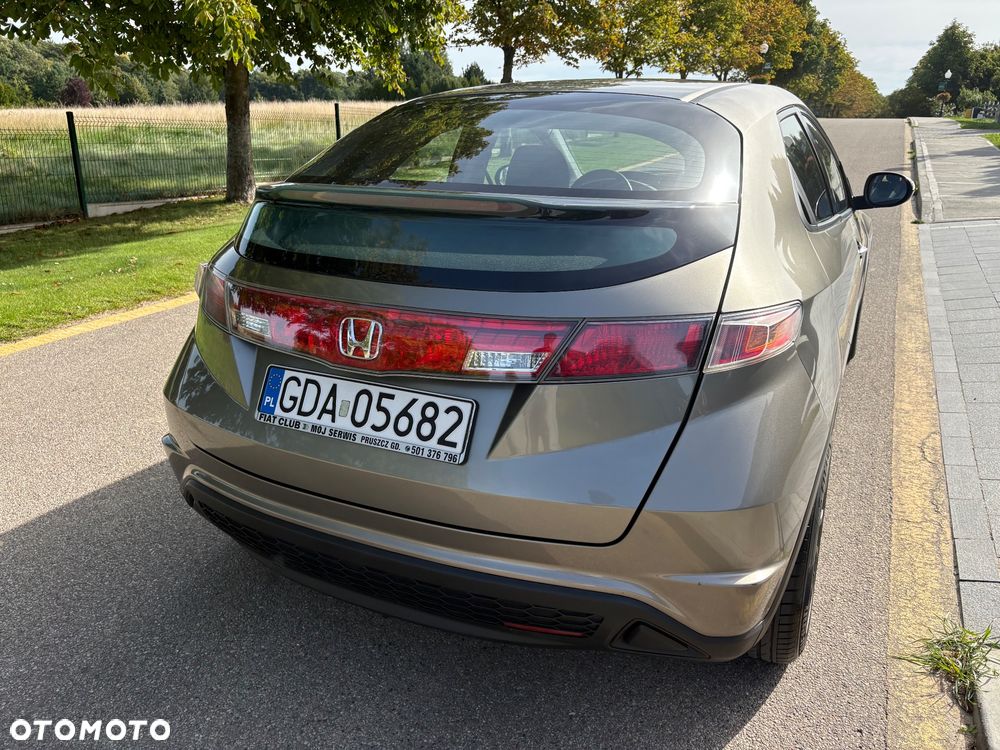 Honda Civic 1.4 Comfort - 11