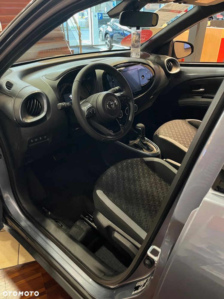 Toyota Aygo X 1.0 VVT-i Style CVT - 7
