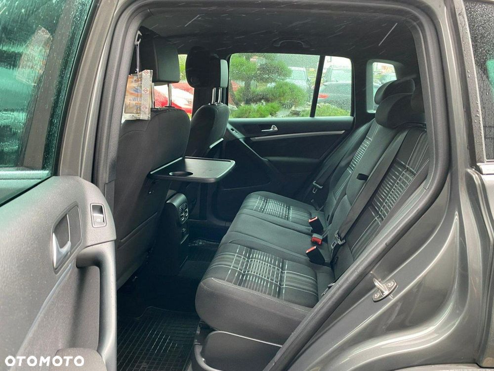 Volkswagen Tiguan - 7