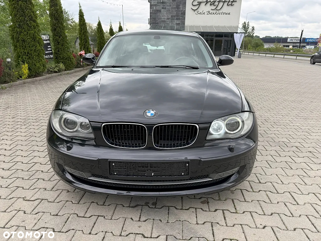 BMW Seria 1 120d DPF Edition Sport - 2