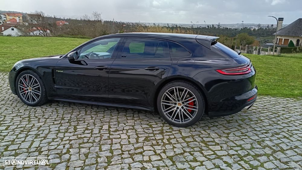 Porsche Panamera Sport Turismo - 3
