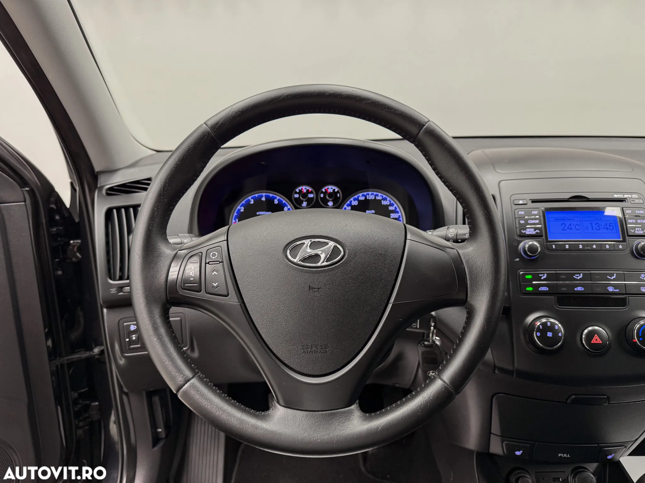 Hyundai i30 1.4 FIFA WM Edition - 23