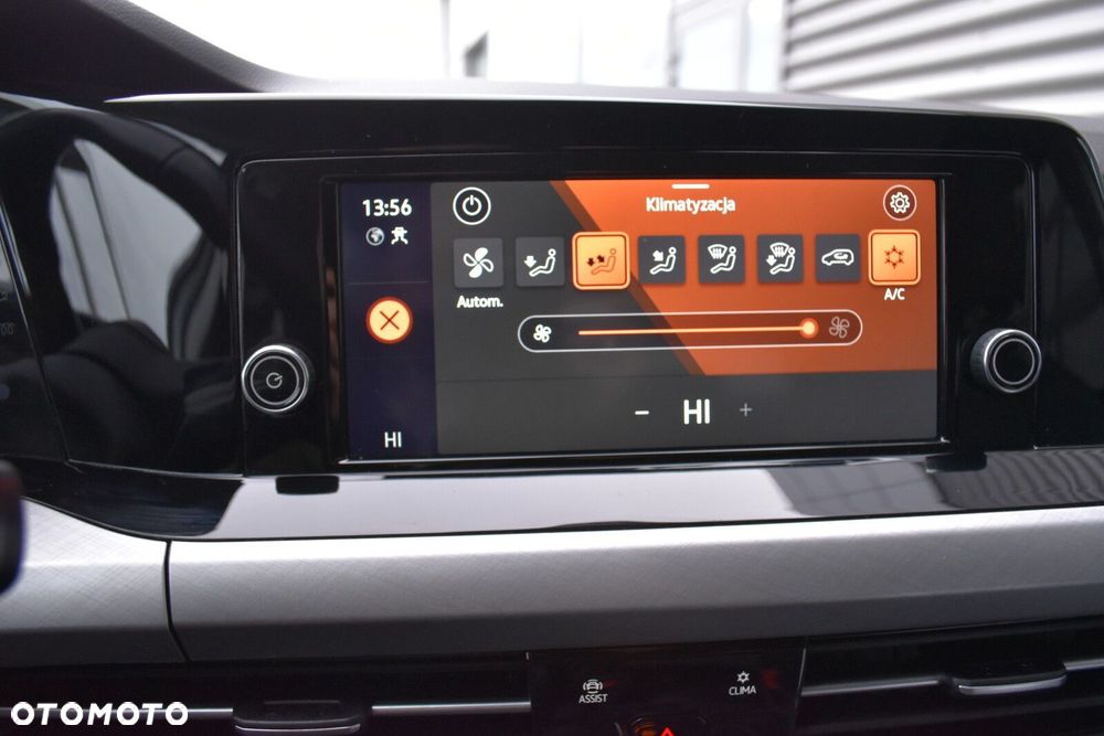 Volkswagen Golf Variant - 17