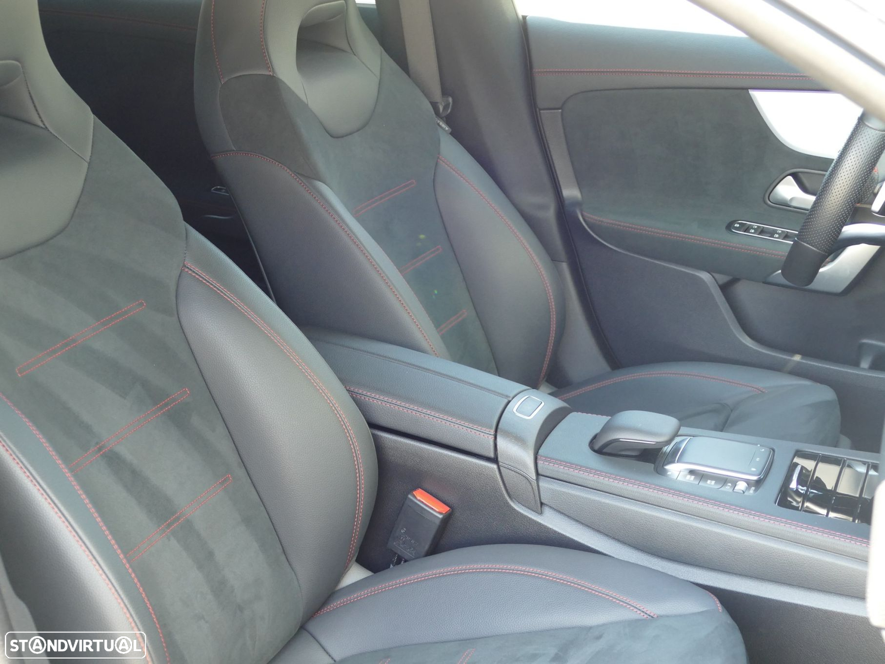 Mercedes-Benz CLA 200 Shooting Brake AMG Line Aut. - 19
