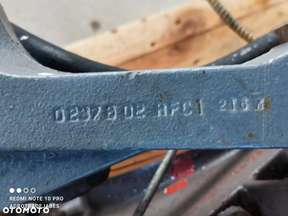 Most napędowy tylny 3582430M16 Massey Ferguson 6130 - 11
