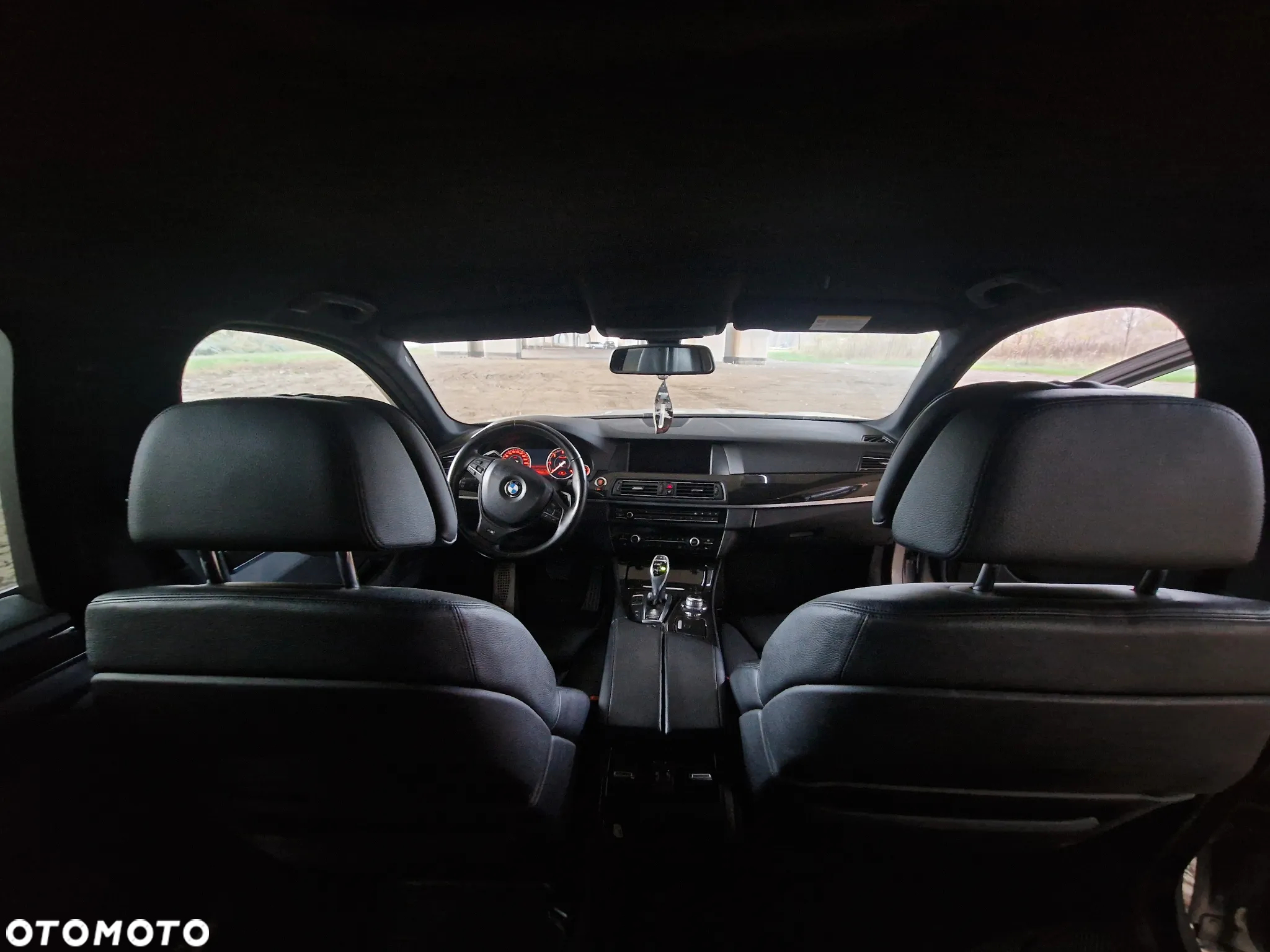 BMW Seria 5 530d xDrive - 11