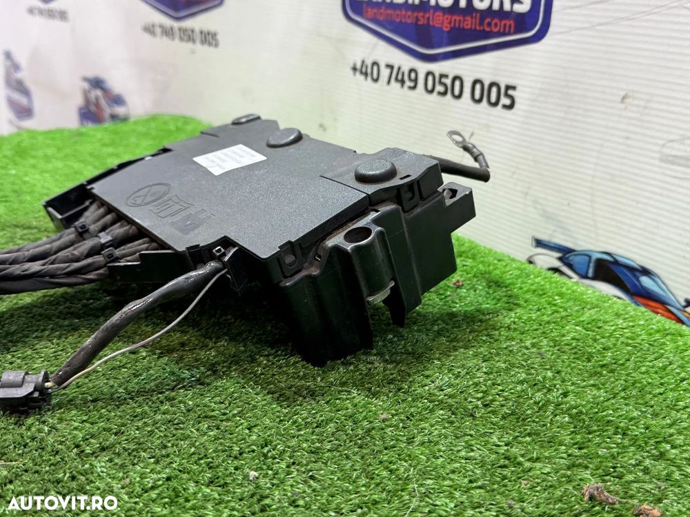 TABLOU PANOU SIGURANTE VOLVO V40 2.0 DIESEL 2015 COD OEM 306591923 30659192-3 E00019241 2012-2019 - 3