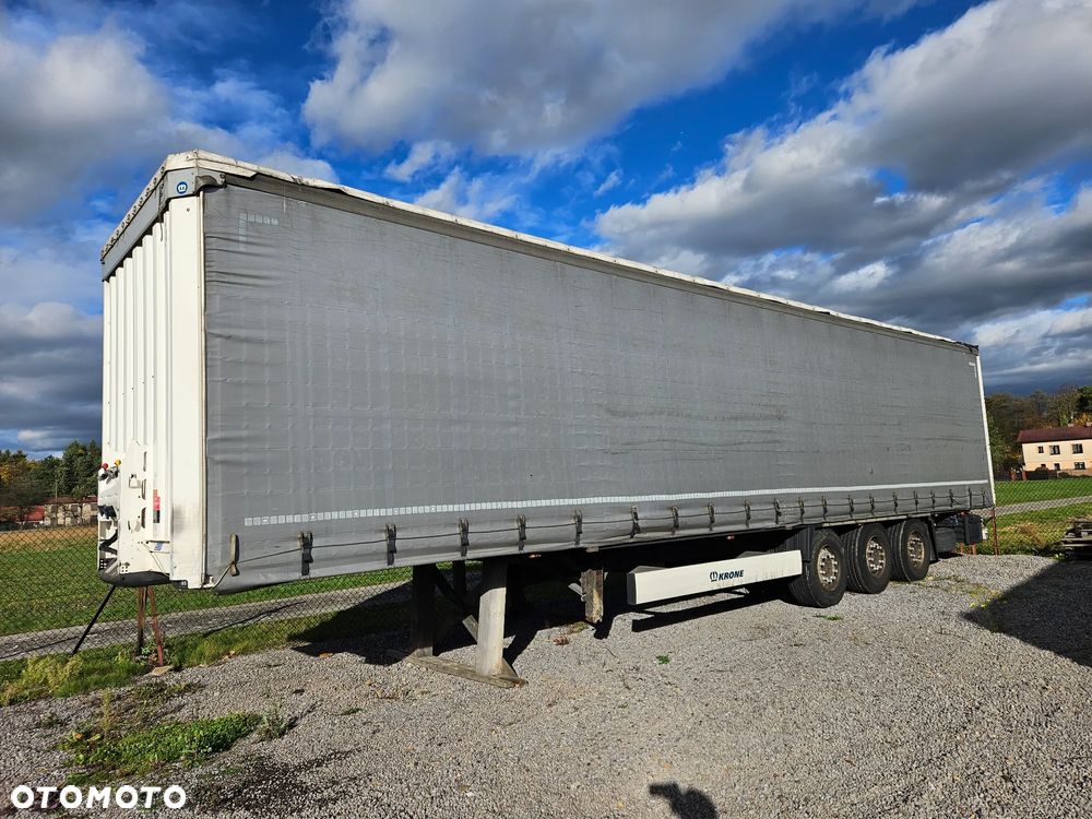 Krone SD naczepa firanka uszkodzona