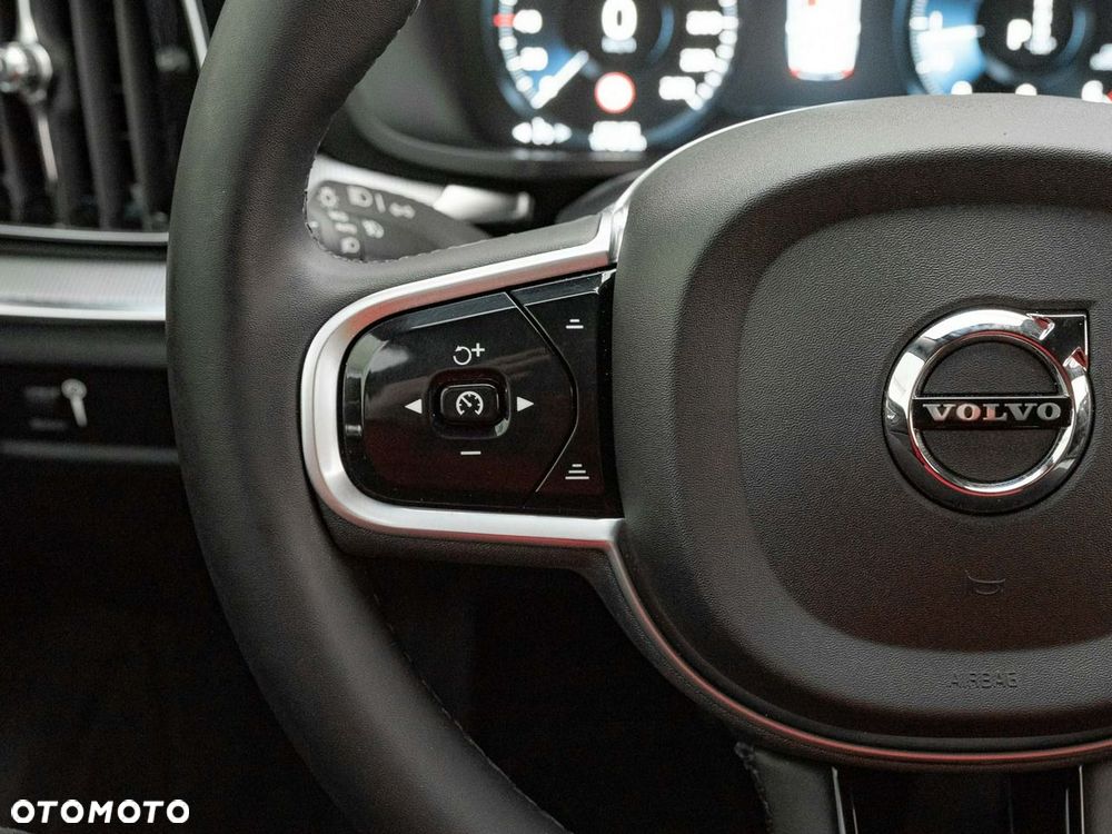 Volvo V60 B4 D Geartronic RDesign - 16