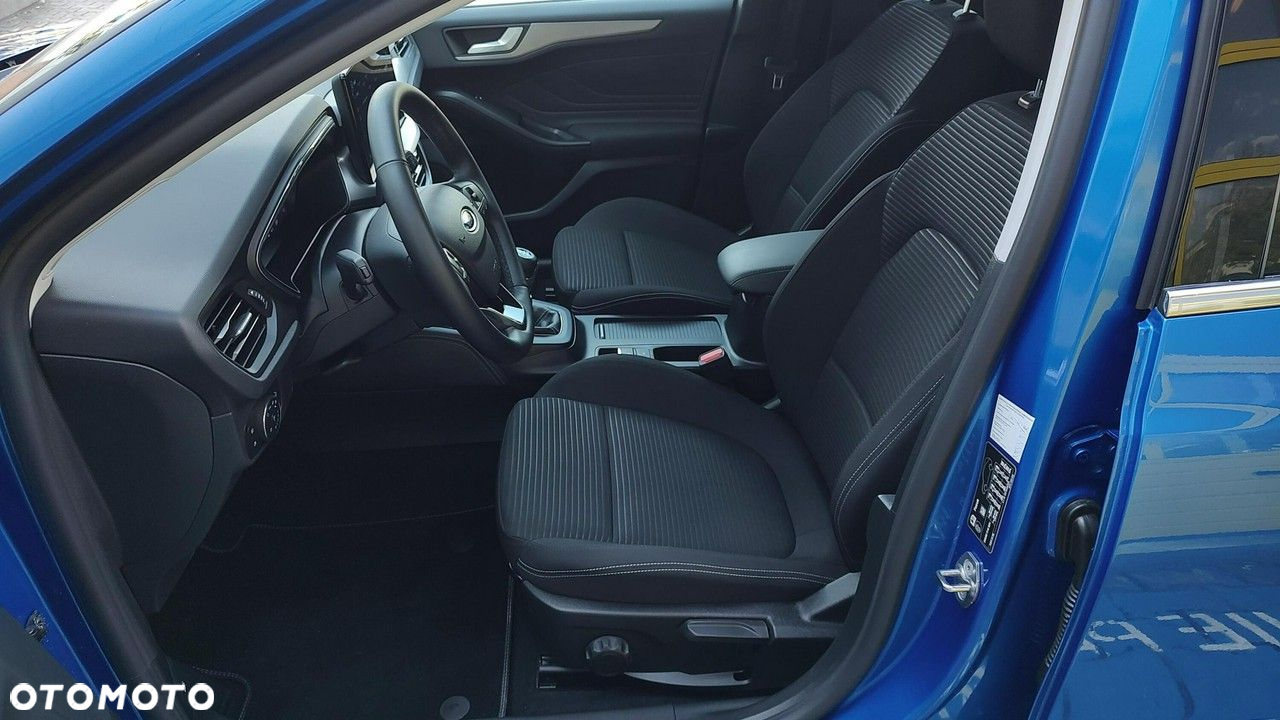 Ford Focus - 12