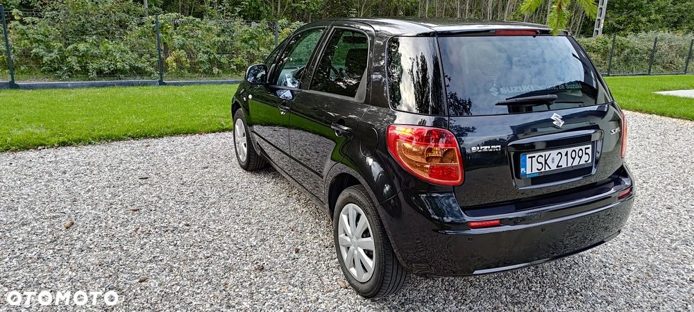 Suzuki SX4 1.6 Comfort - 4