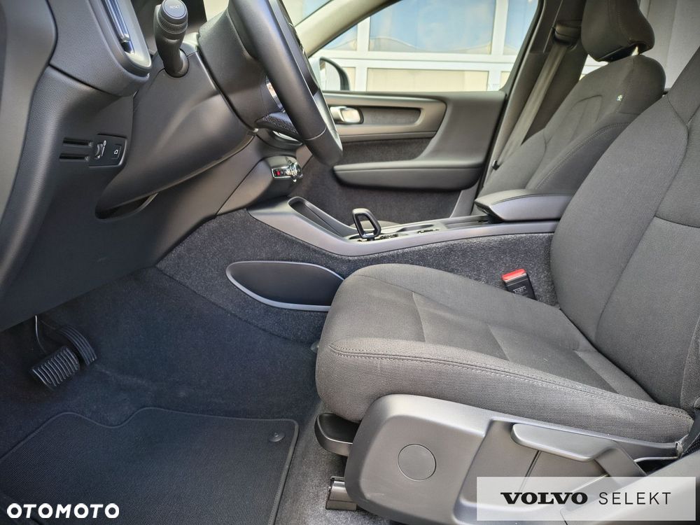Volvo XC 40 - 23