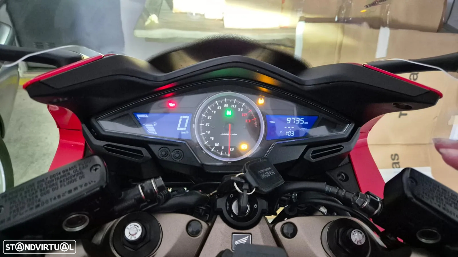 Honda VFR VFR800F RC93 Red - 5