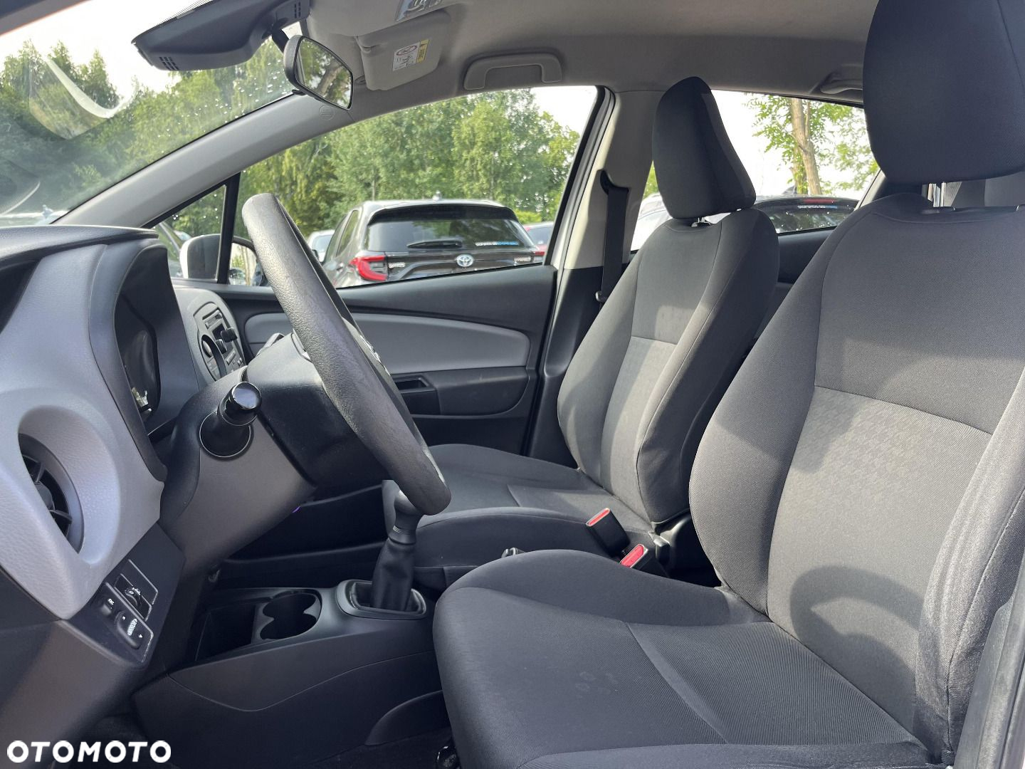 Toyota Yaris - 18