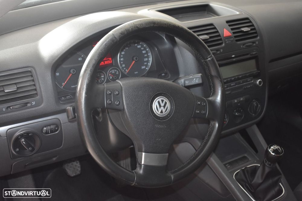 VW Jetta 1.9 TDi BlueM. Confortline - 26