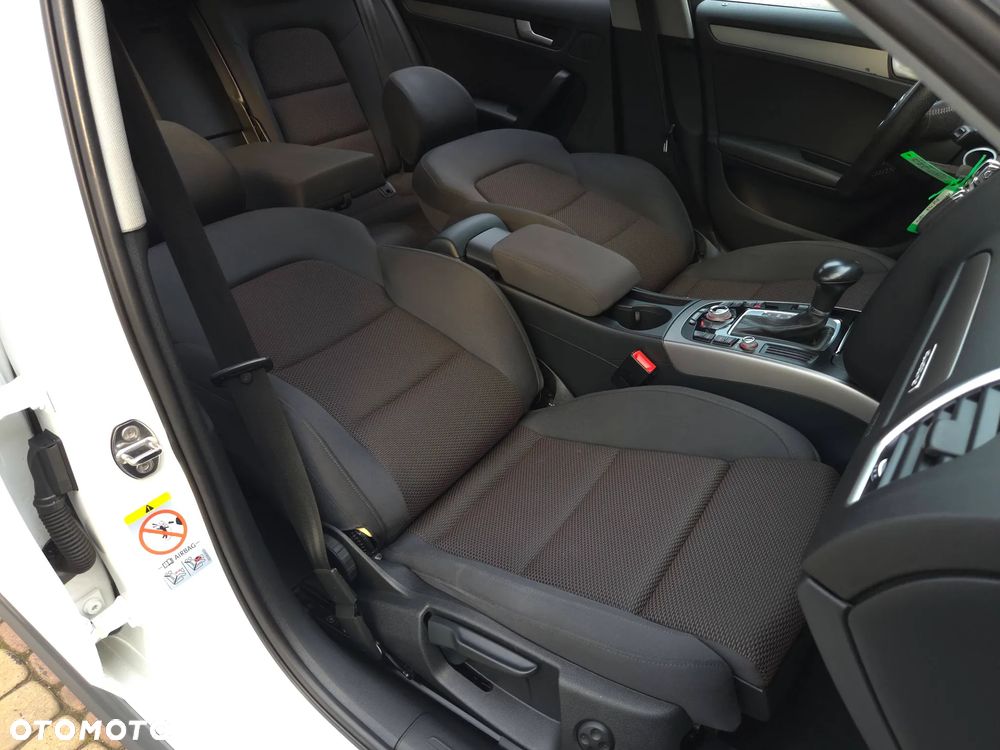 Audi A4 Allroad 2.0 TDI DPF S tronic - 33