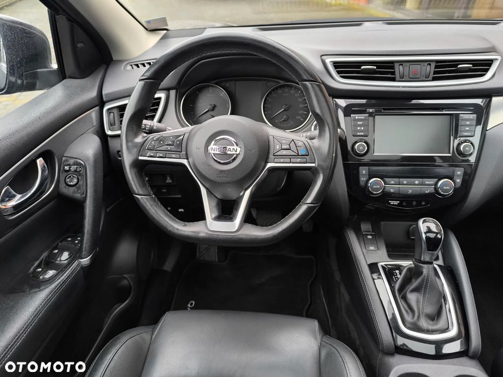 Nissan Qashqai - 11