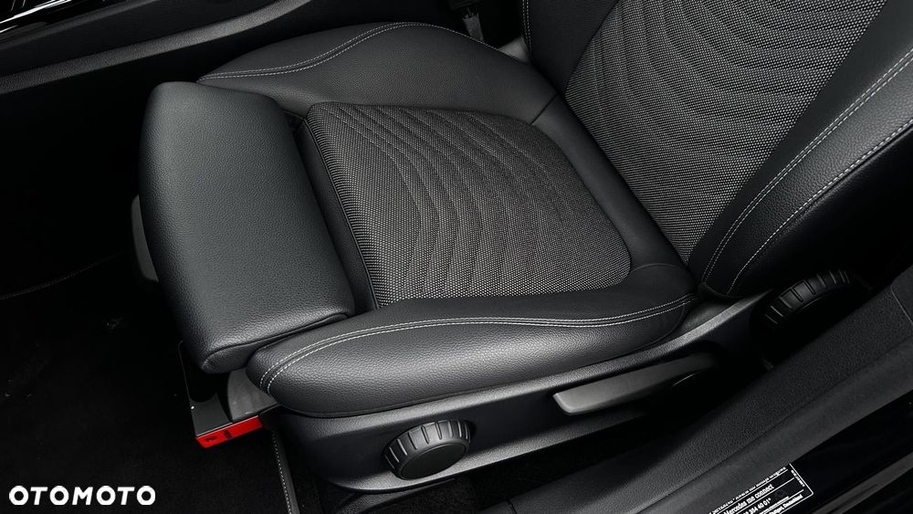 Mercedes-Benz CLA 200 7G-DCT - 13