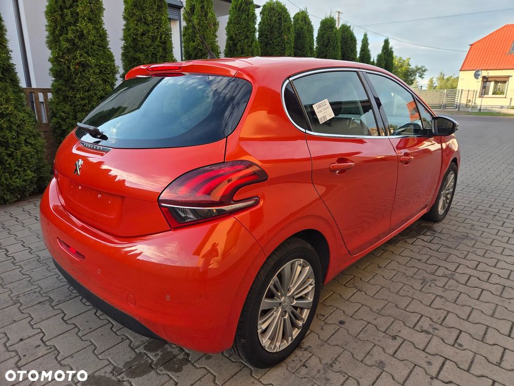 Peugeot 208 1.2 PureTech GPF Allure S&S - 4