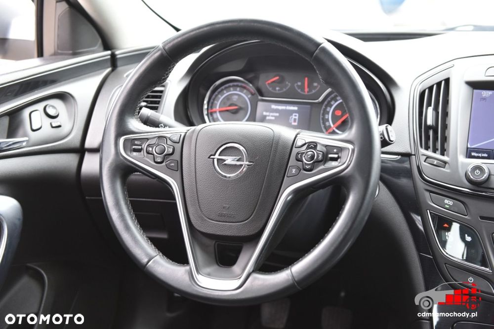 Opel Insignia - 24