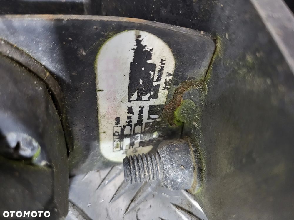 Suzuki Grand Vitara II Hak Holowniczy Belka Kula 3D - 9