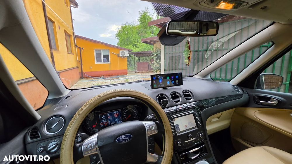 Ford Galaxy - 8