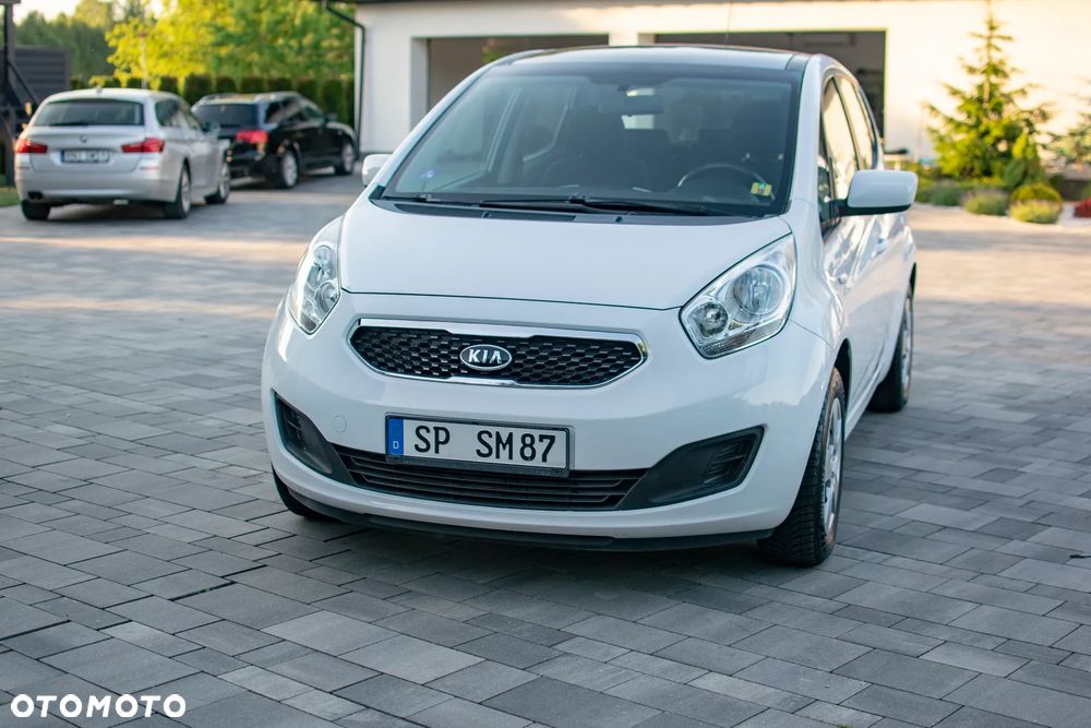 Kia Venga - 26