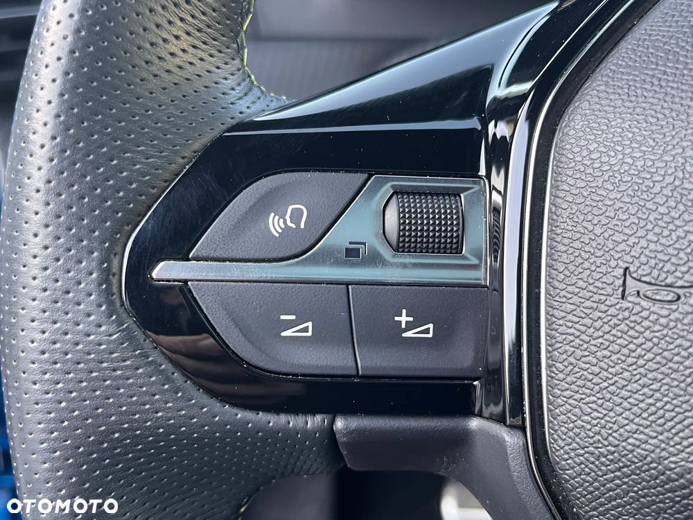 Peugeot 2008 54kWh GT Exclusive - 38