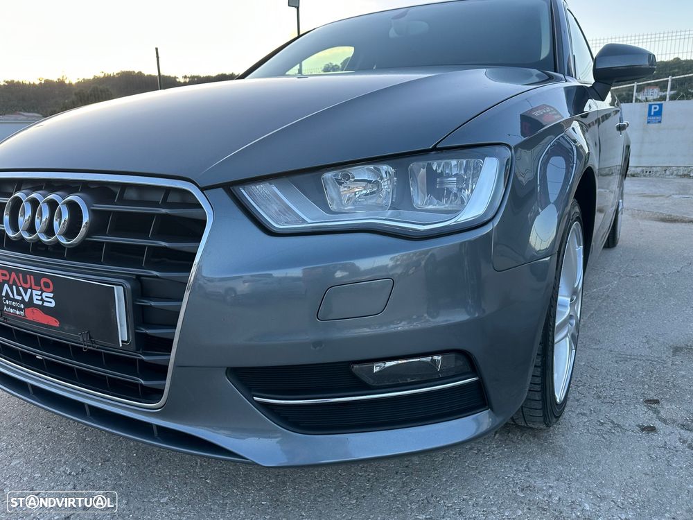 Audi A3 Sportback 1.6 TDI Attraction - 16